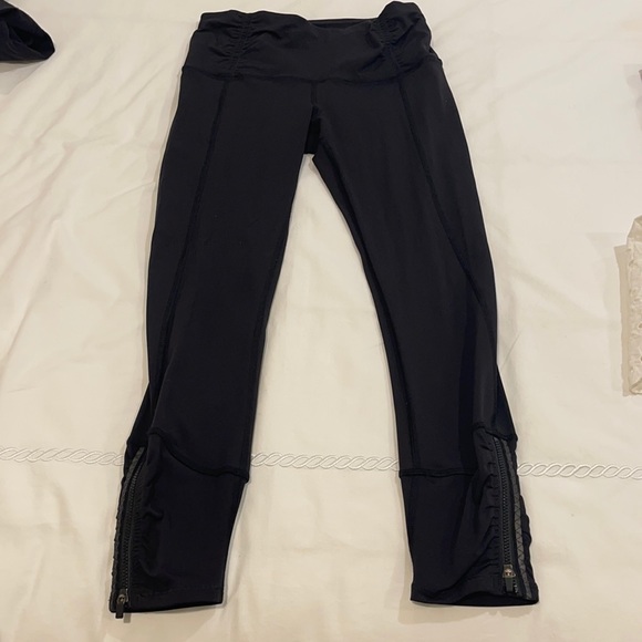 lululemon athletica Pants - Lululemon leggings